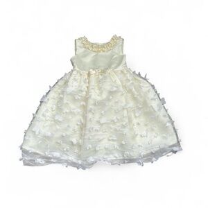 Blueberi Boulevard Cream and White Formal Dress